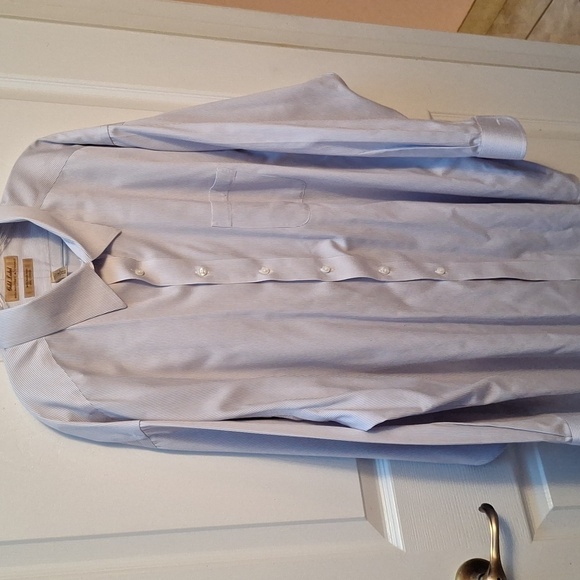 F mens Gold Label Roundtree Yorke long sleeve dress shirt size 19. EUC - Picture 1 of 3